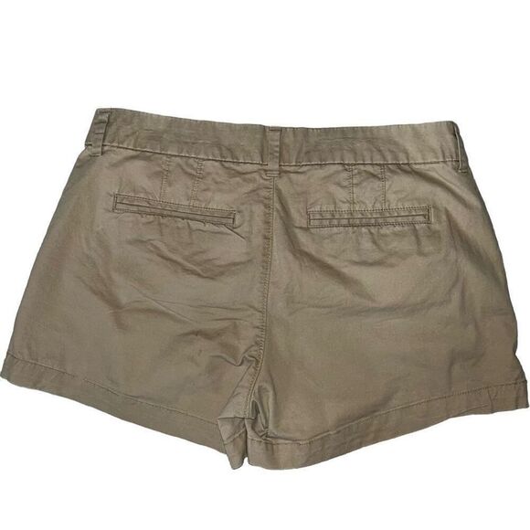 Old Navy khaki shorts 6 - Picture 1 of 4